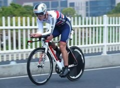 铁三骑行训练练习后的恢复训练 紧身衣帮助恢复 铁三骑行训练练习后的恢复训练 紧身衣帮助恢复